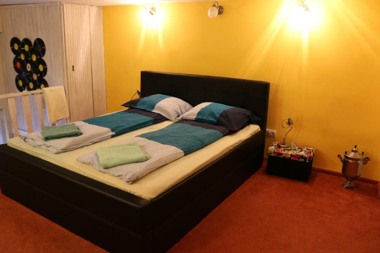 Rockstar Suite In Ruin Quarter บูดาเปสต์ ภายนอก รูปภาพ