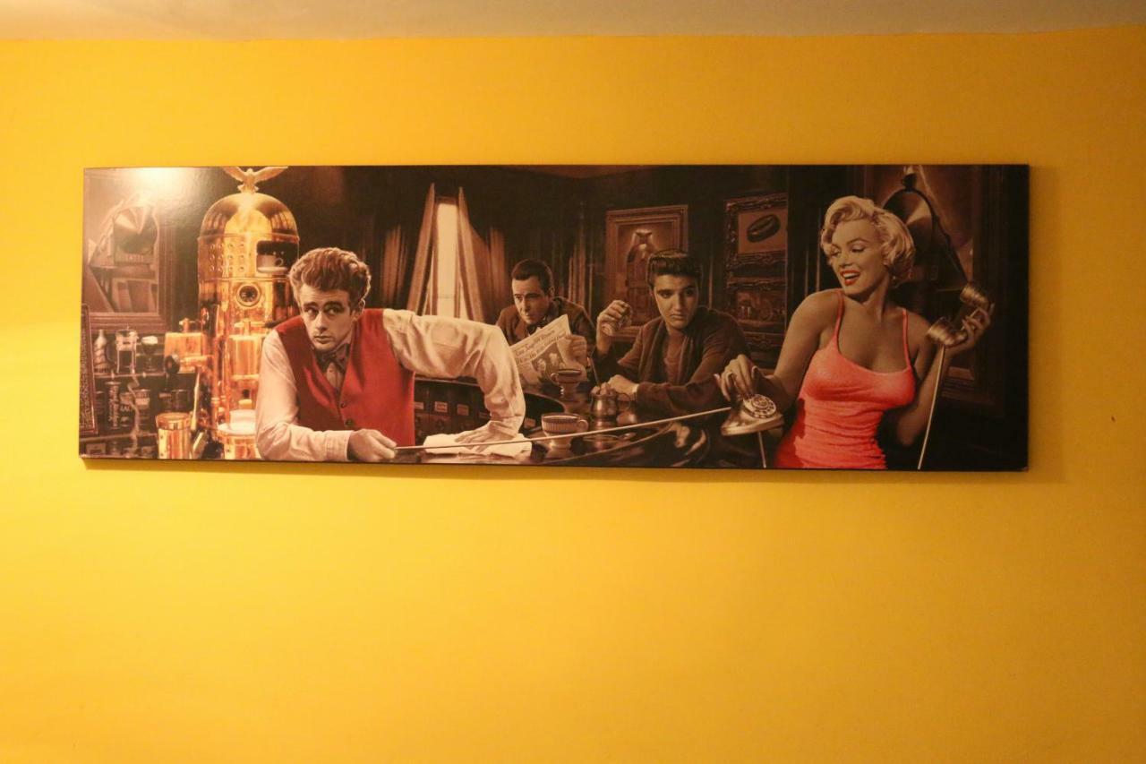 Rockstar Suite In Ruin Quarter บูดาเปสต์ ภายนอก รูปภาพ